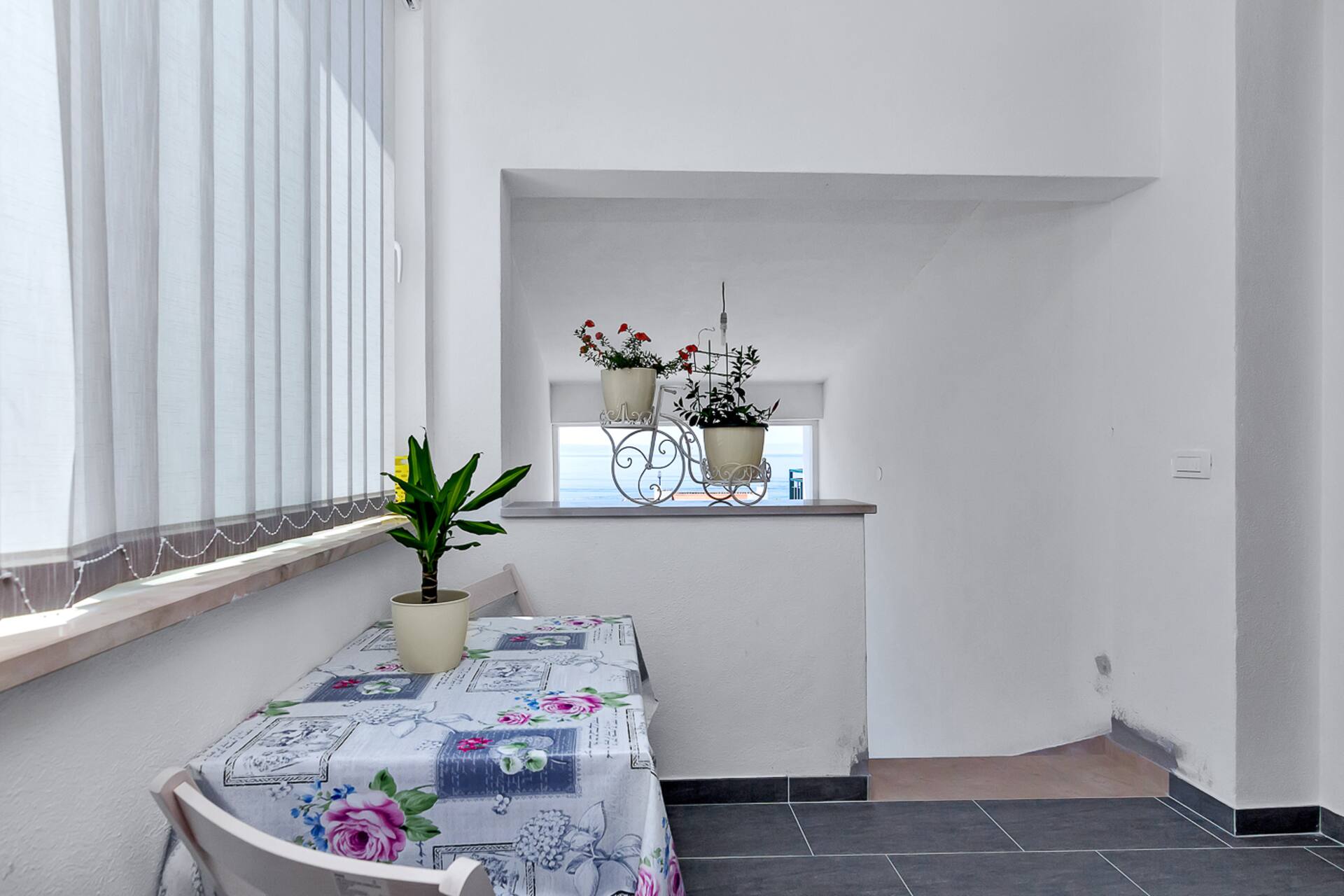 Sea view apartment near the beach! — photo 2