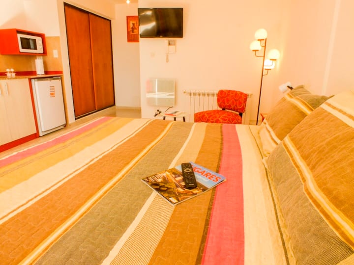 Modern, Quiet And Very Well Equipped! - San Carlos de Bariloche