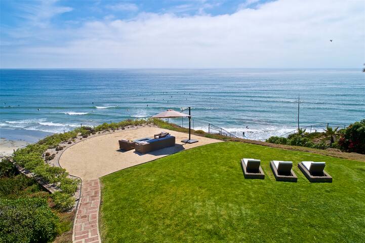 Ocean Front Beach Home With Sparkling Pool gallery image 5