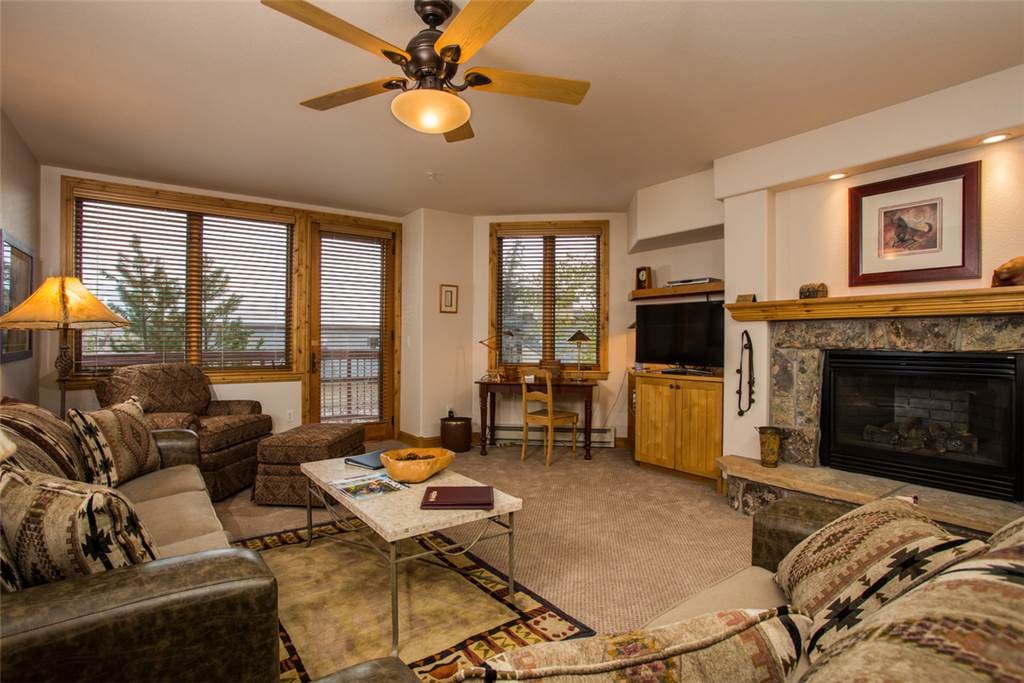 Indoors,Room,Hearth,Fireplace,Couch