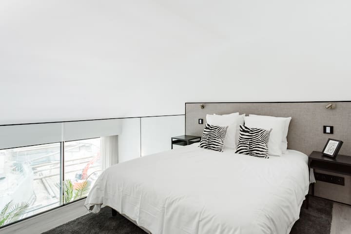 175 BLO - Paris managed Airbnb listing 2