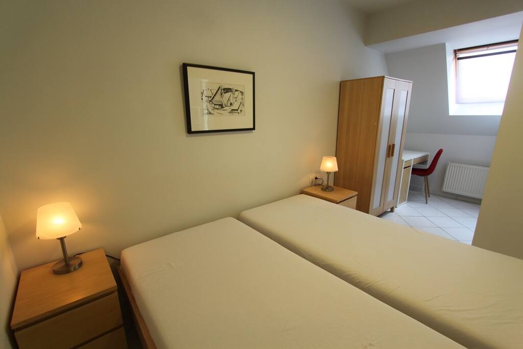 1st bedroom