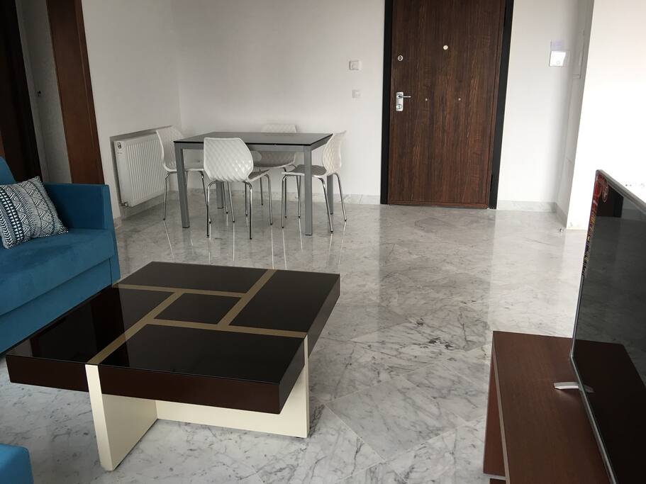 Salon/ living room
