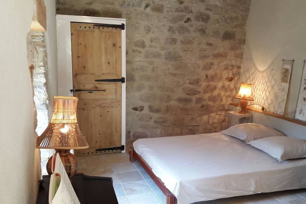 The room - La chambre
