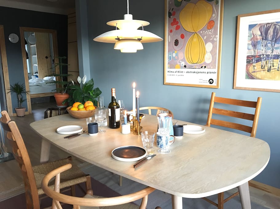 Sunny and spacious kitchen with all facilities.