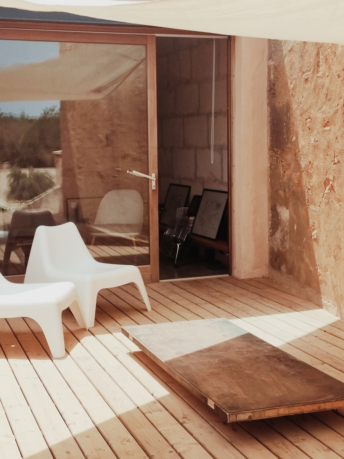 Design Loft for Creative Work & Remote Retreats 5