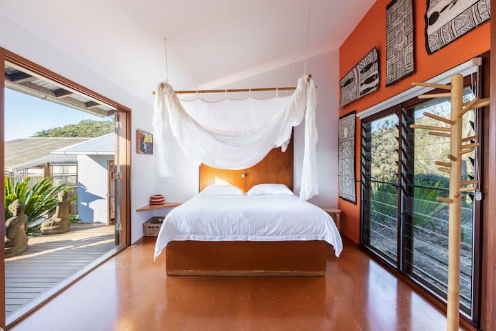 Sleep pavilion