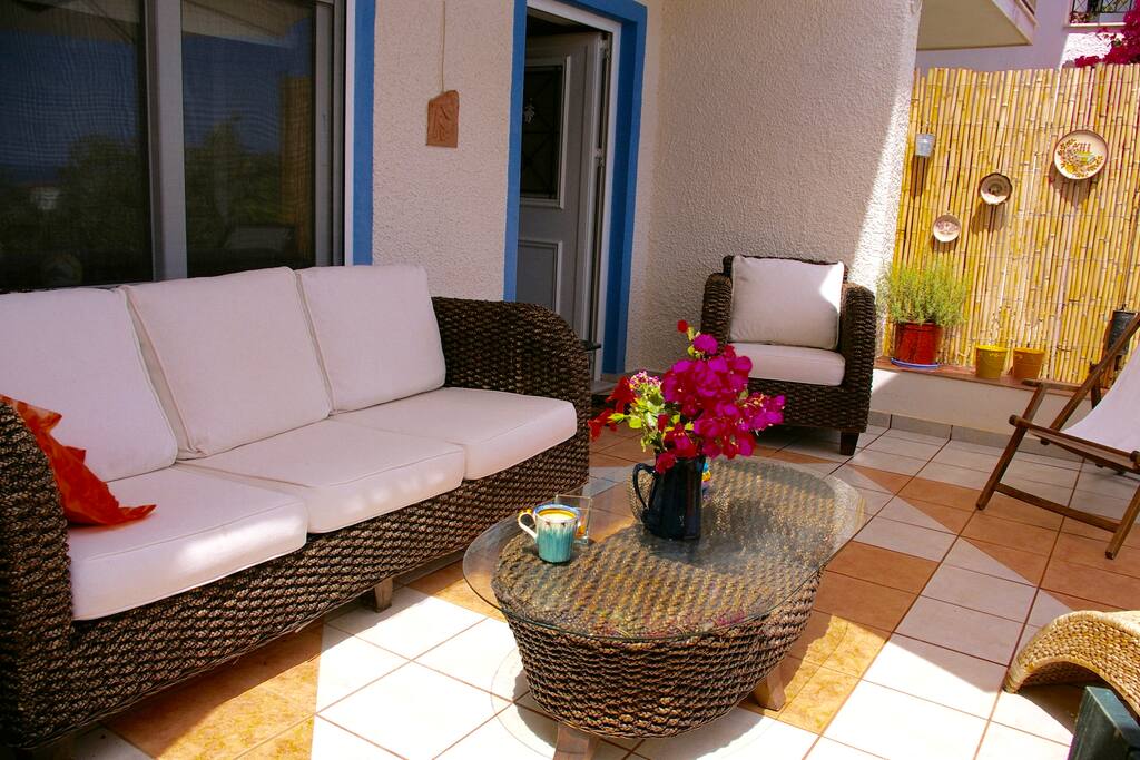 Read your preferred book and have your coffee or tea-time on the leisure of the comfortable couch.