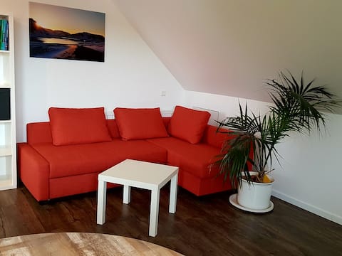 Leistungsstarkes Airbnb: Hannover/Laatzen - 400m from fairground's station in Laatzen