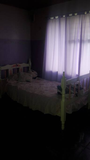 Cama individual con ropero