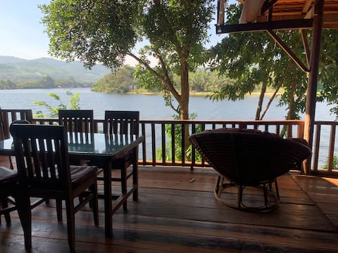 Bodia Retreat ~ Riverside house in the Jungle