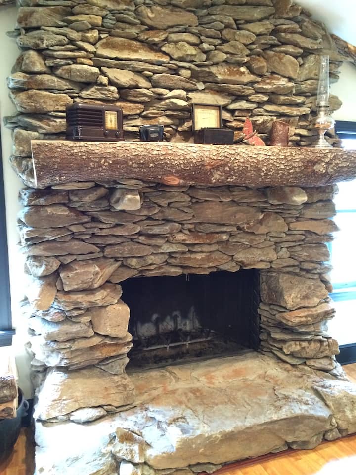 Cozy Cottage In Downtown Boone - Boone, NC