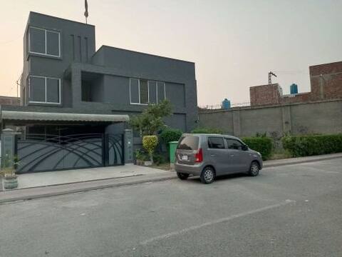 Exotic Location (Upper portion)