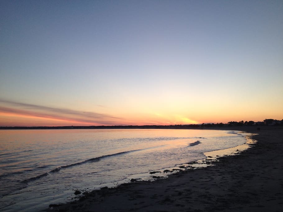 Enjoy beautiful sunsets on the beach on from Sunset Cottage. This picture was taken a 10 minute walk from the cottage.