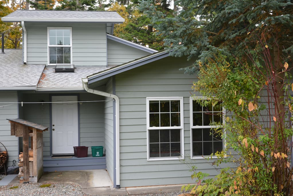 Samish Island Short Stay Apartments for Rent in Bow, Washington