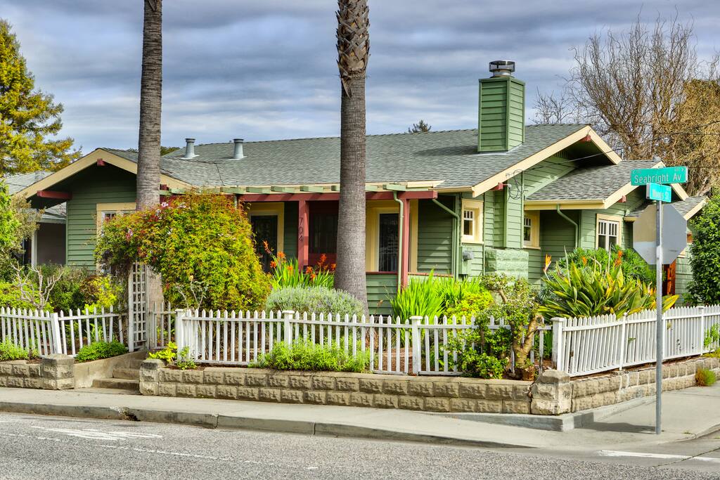 Seabright Splendor