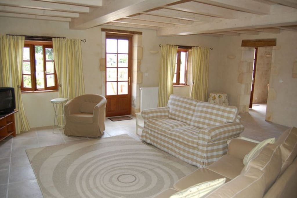 Le Cadran Solaire, sitting room