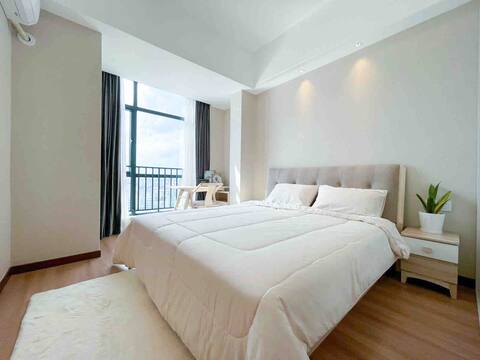 Homey 2 bedrooms condo with pool