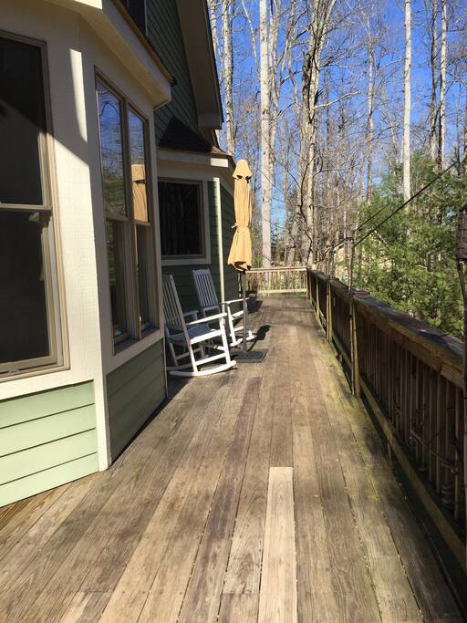 Side porch