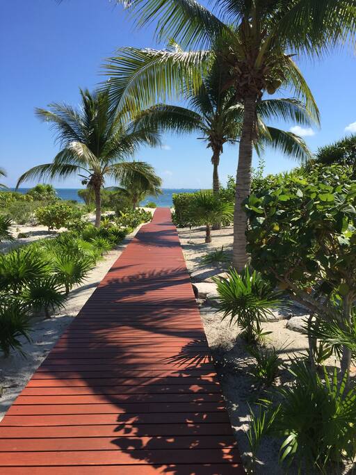 walking distance to access to the beach