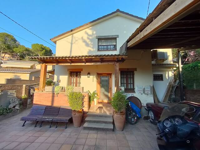 Casa compartida en Parc Güell 6/7 huéspedes gallery image 3