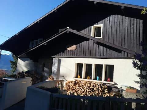 Very large mountain cottage – ideal for families