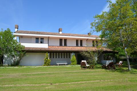 Villa with large garden and wonderful view.