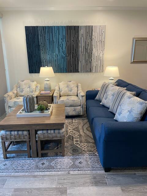 Stunning views from Beautiful 2 BR Condo