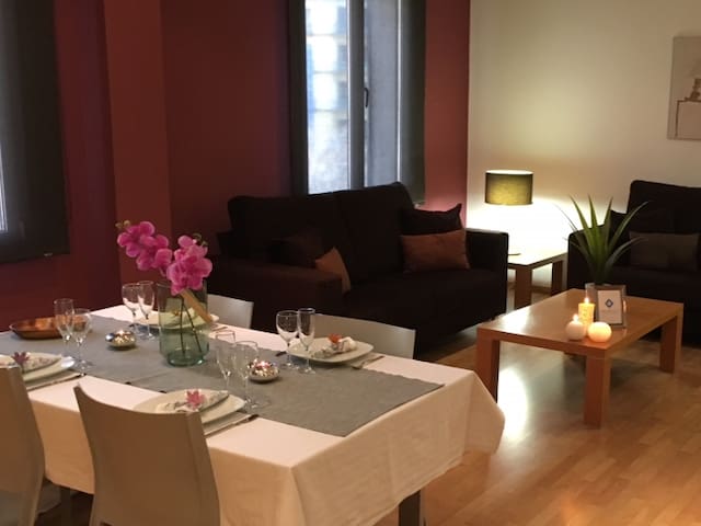 Family apartment near Barcelona´s main square gallery image 3