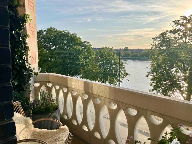 Boutique Luxury Family Home in Central Copenhagen gallery image 4