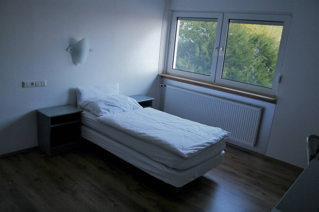 Einbettzimmer