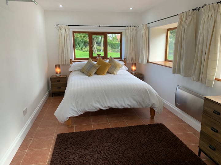 Master bedroom with en-uite