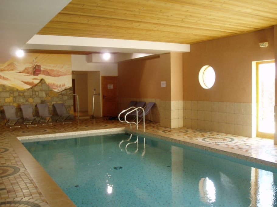 Free use of the swimming pool