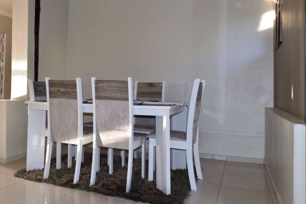 6 seater dining set