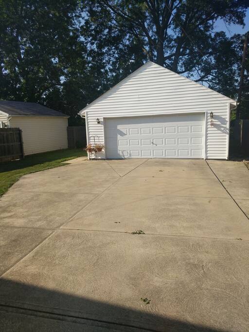 2 car garage