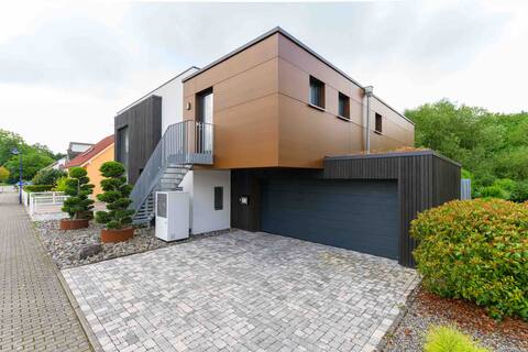 New, modern and gay-friendly near Europapark Rust