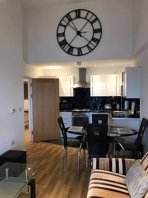 Open plan kitchen/diner
