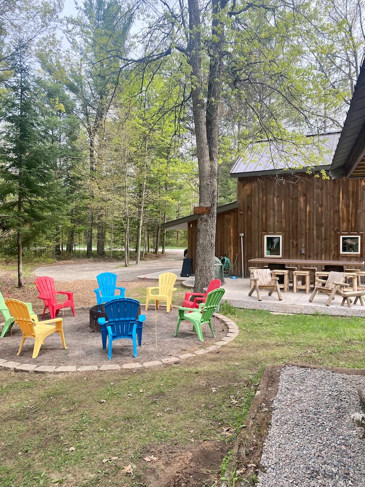 The Great Escape Cabins for Rent in Crivitz, Wisconsin, United States