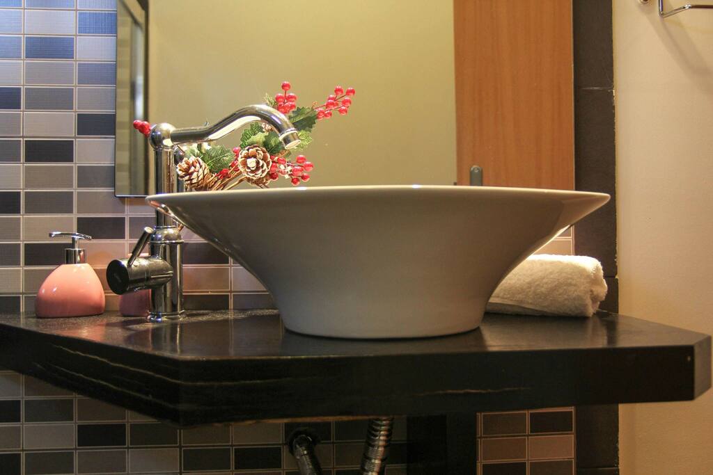 Bathroom's suite