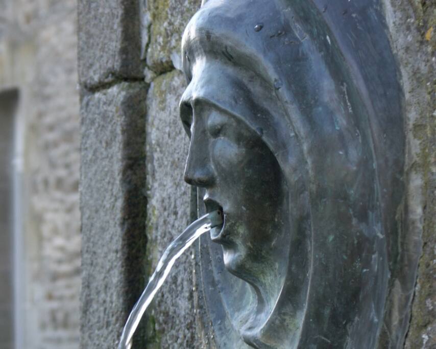 Fontaine-Daniel - La Source
