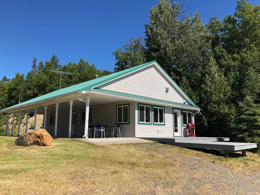 Outdoor dining at covered patio or on open deck, gas grill to cook your catch of the day!