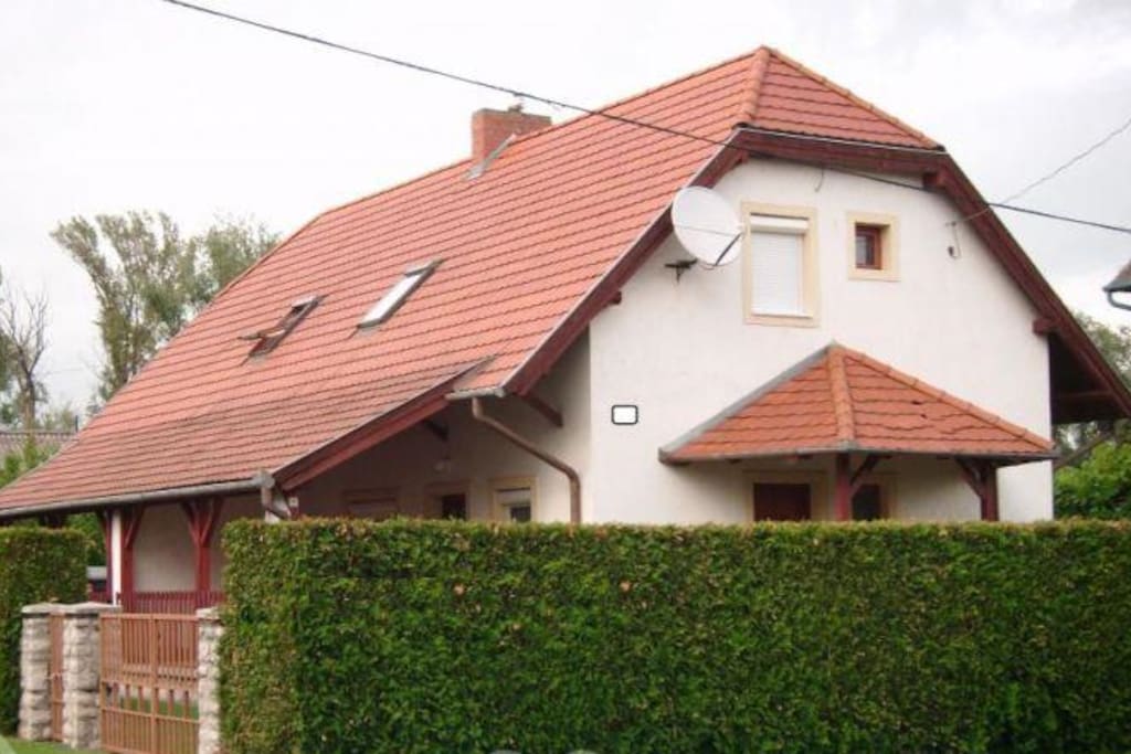 Ház