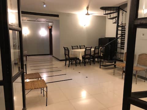 Entire Apartment with Private Roof in Gulshan