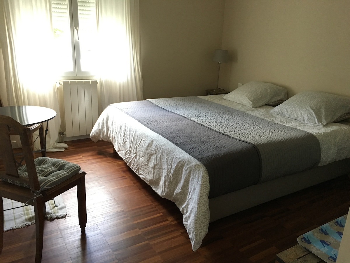 东厢的卧室3
180床版本