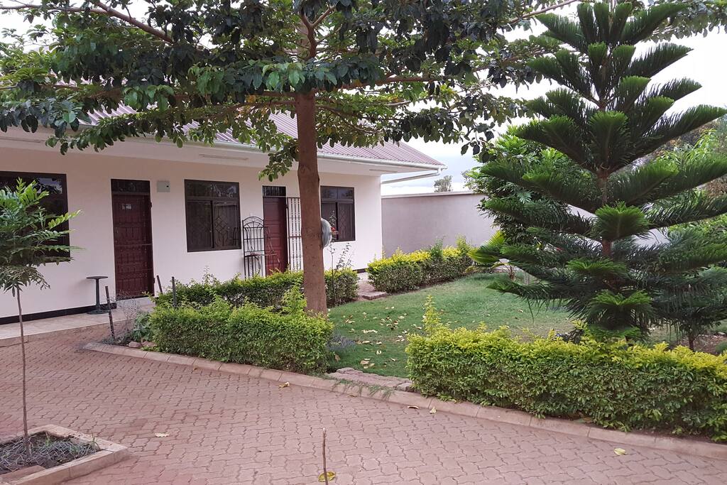 2Garden ad Annex