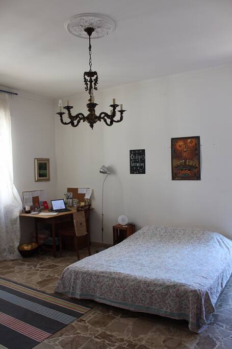 Dorm room 1: 1 balcony, double bed 2 x 1,80m