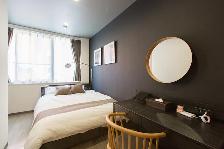 Samo na jednom katu!
Svaka soba u kojoj nema kontakta, samostalna soba!
Bezbjedan dolazak u smještaj koji se ne može vidjeti, čak i u koronavirusu! 5F