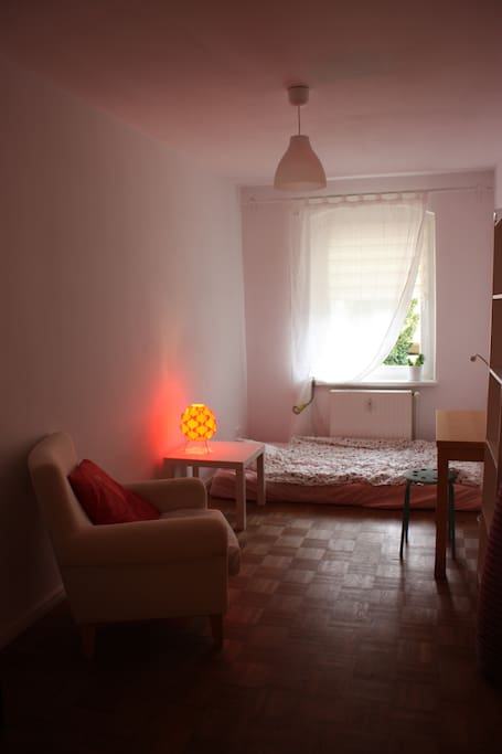 2nd bedroom