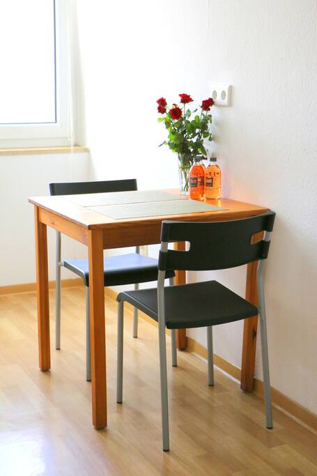 Ein bequemer Platz zum Essen.