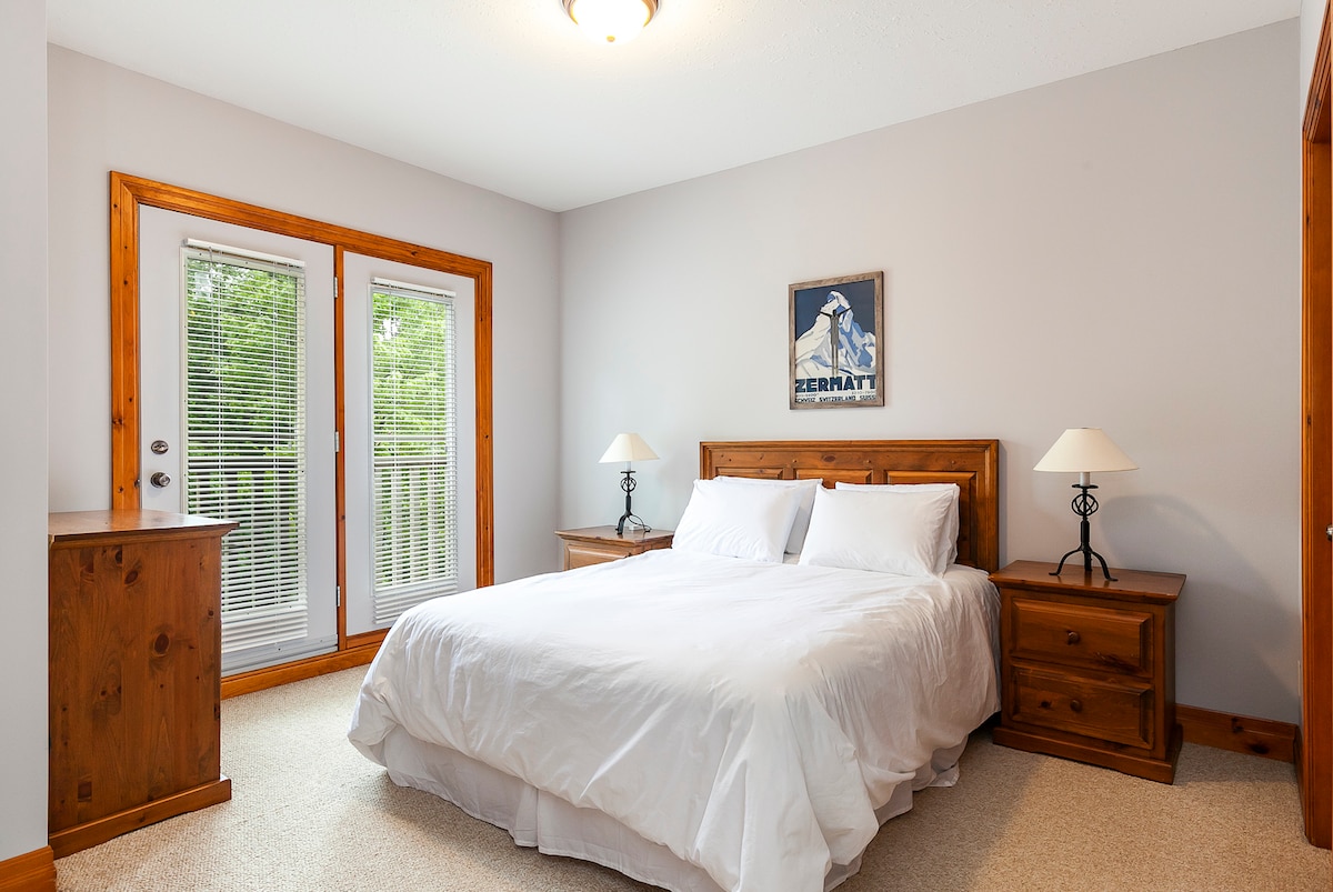 Main Floor Bedroom with Queen Bed
